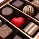 バレンタインデーになぜチョコを贈る？日本だけ？意味と発祥はいつ？